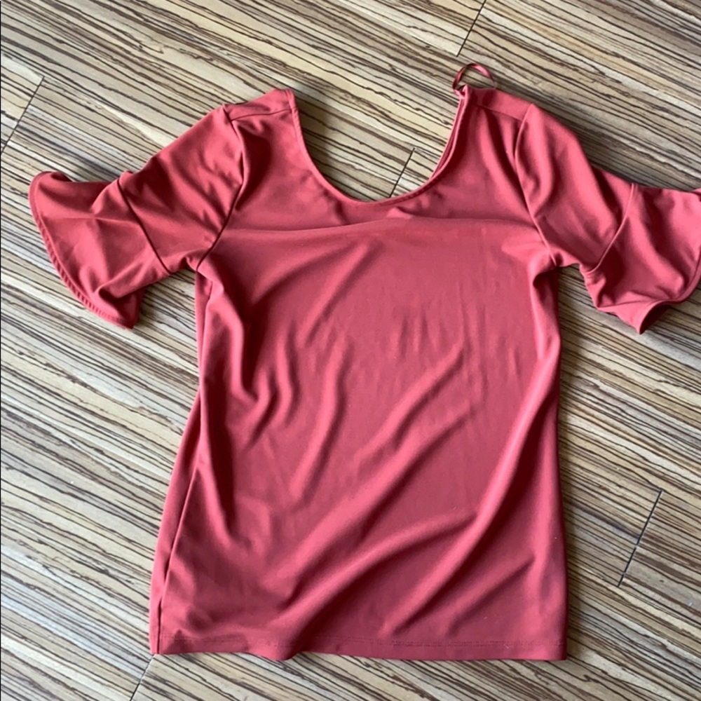 Ann Taylor Coral Ruffle Sleeve blouse Petite XS